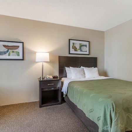 Quality Inn Портсмут Номер фото