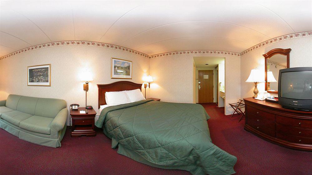 Quality Inn Портсмут Экстерьер фото
