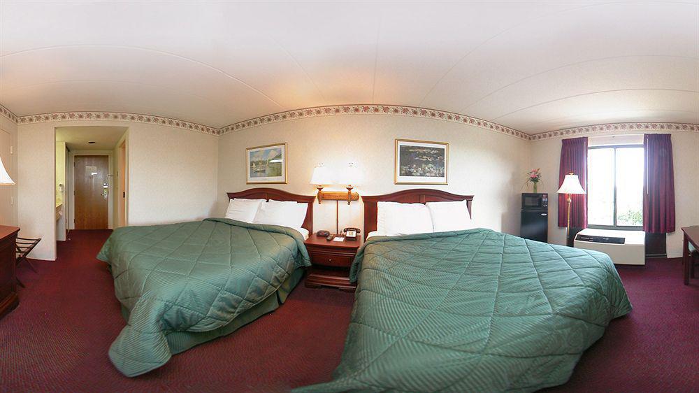 Quality Inn Портсмут Экстерьер фото