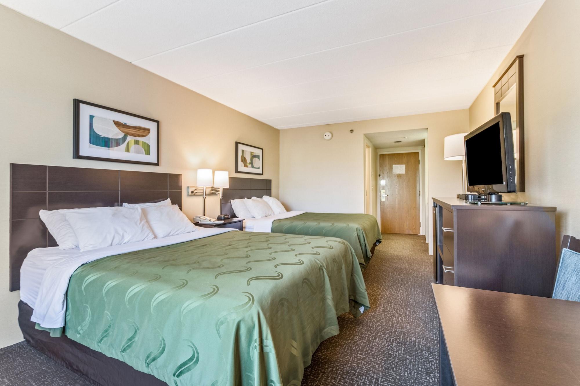 Quality Inn Портсмут Экстерьер фото