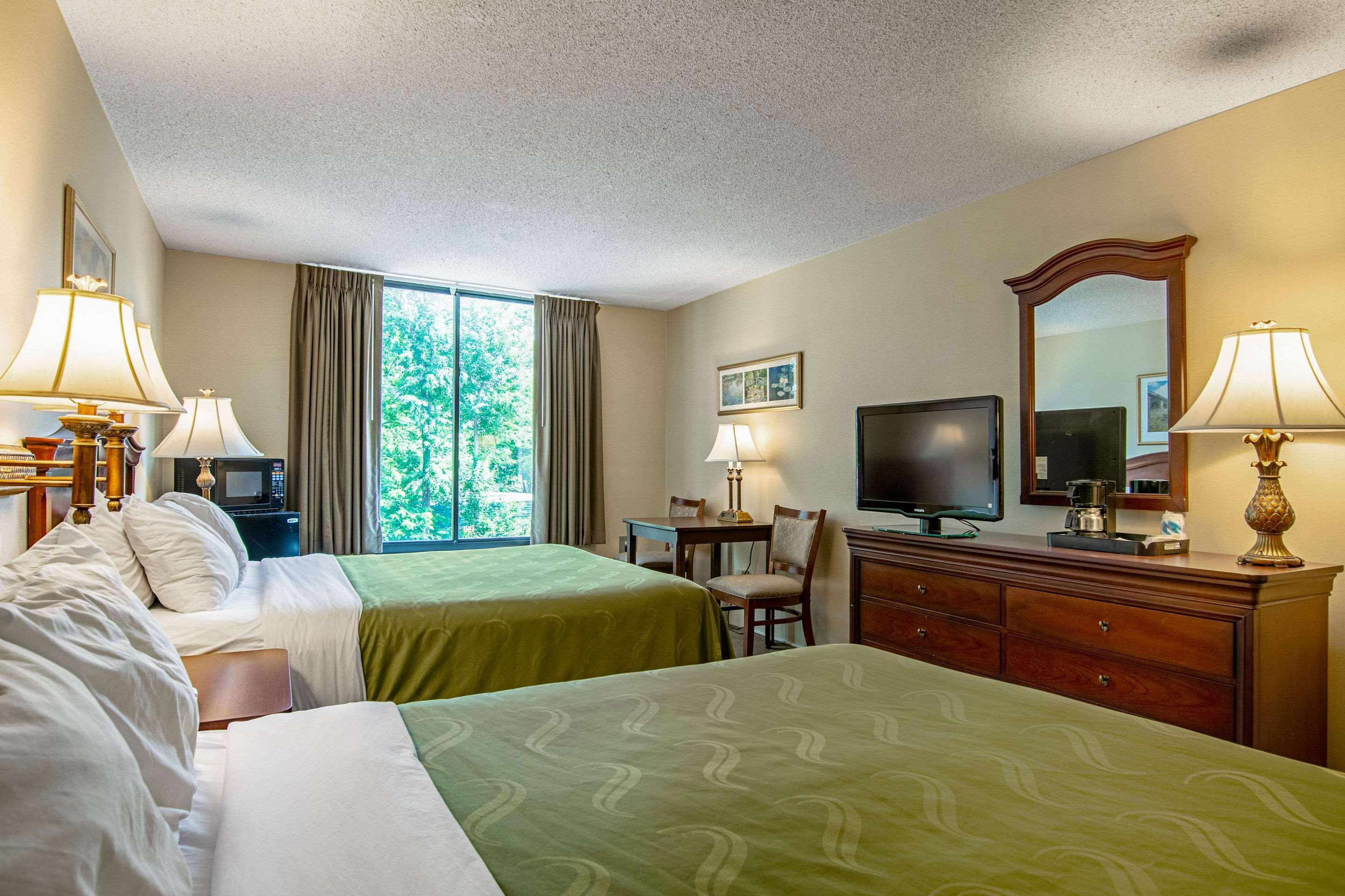 Quality Inn Портсмут Экстерьер фото