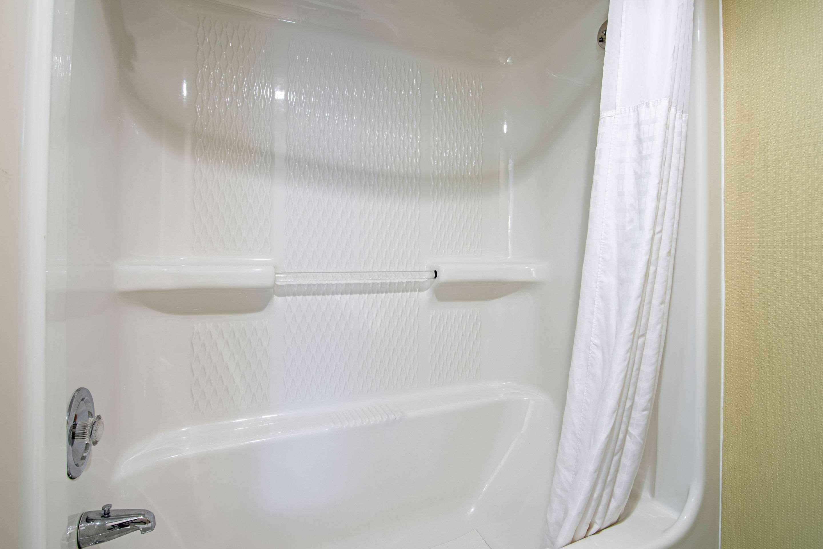 Quality Inn Портсмут Экстерьер фото
