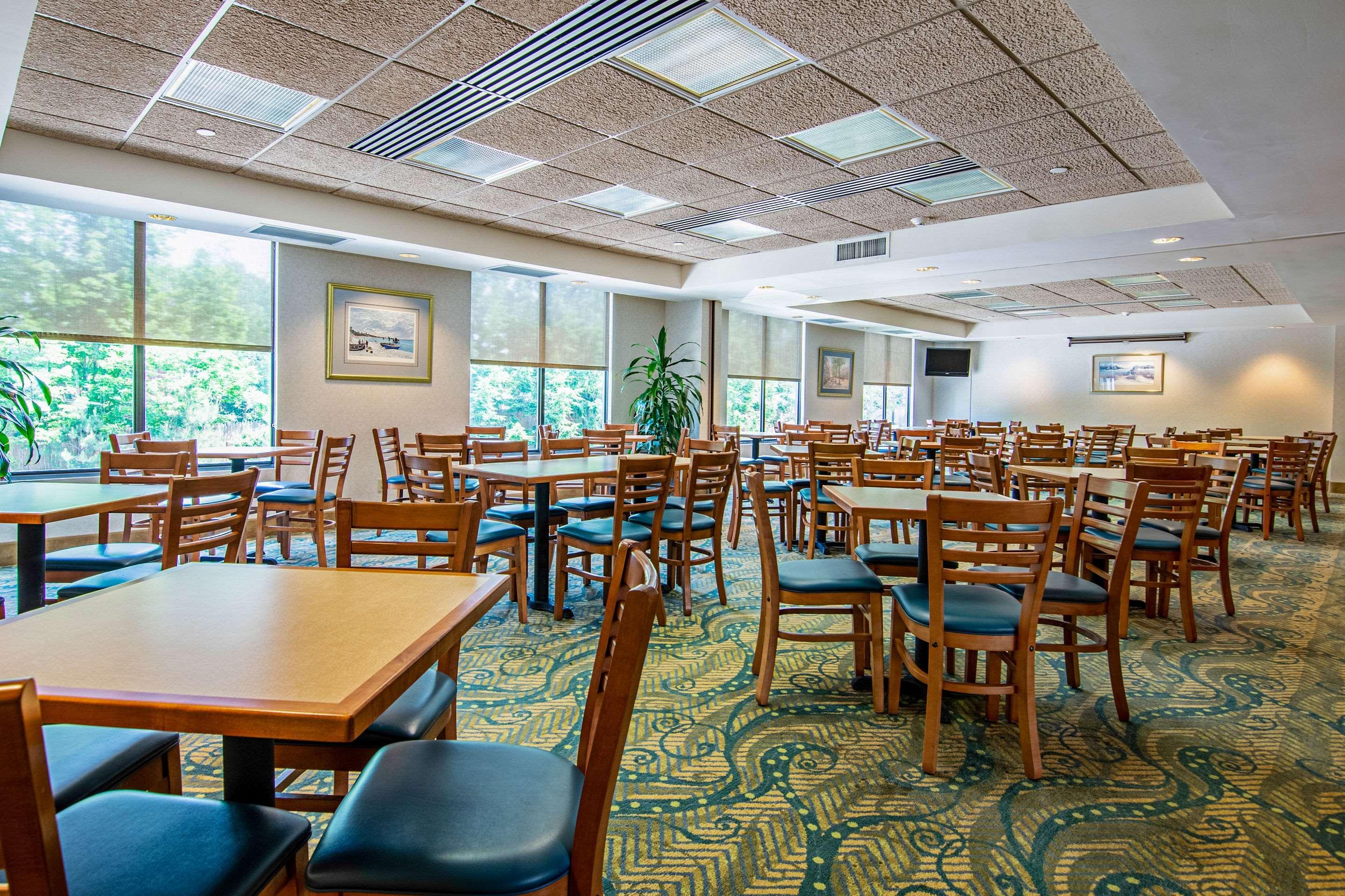 Quality Inn Портсмут Экстерьер фото