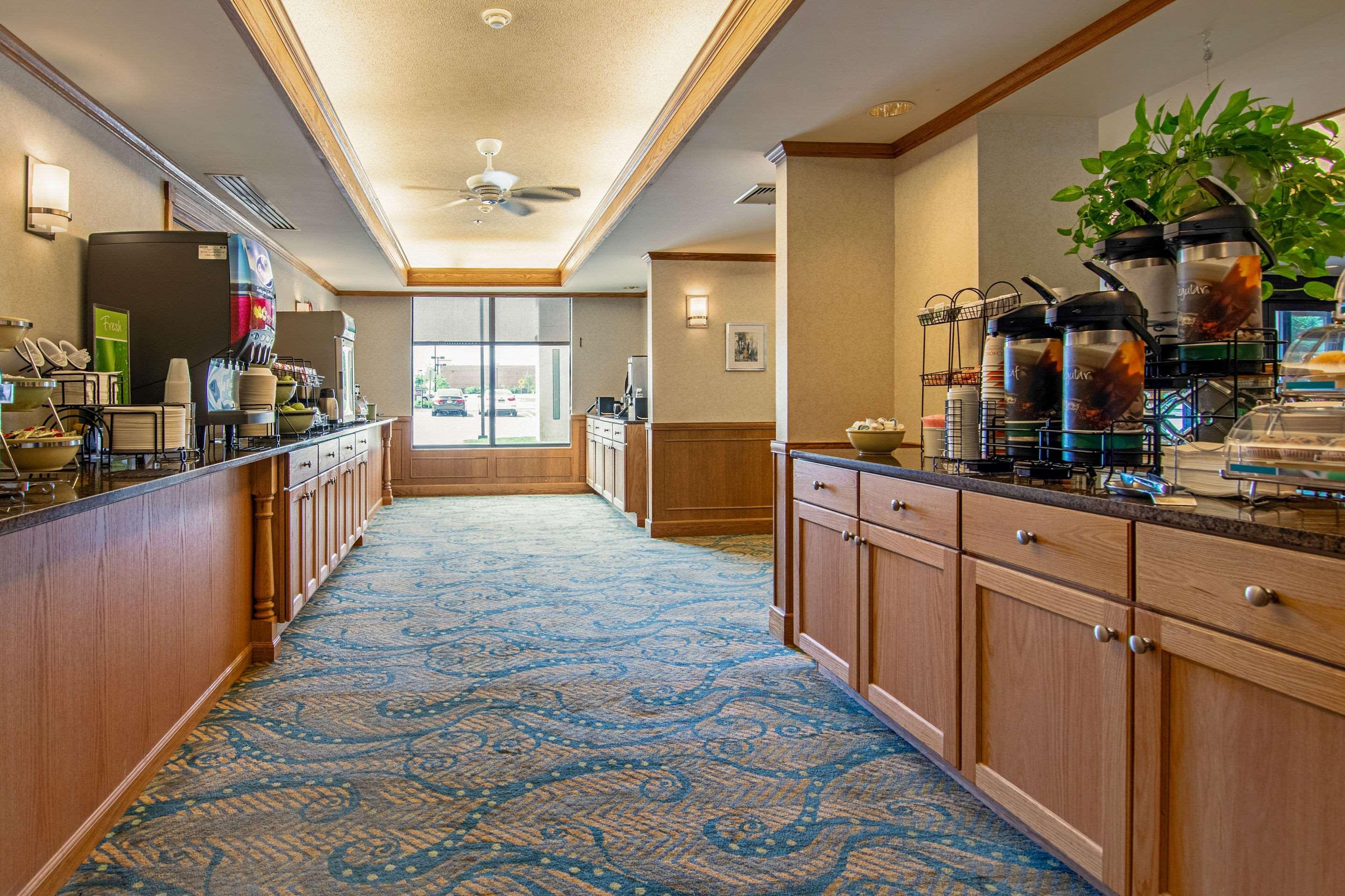 Quality Inn Портсмут Экстерьер фото